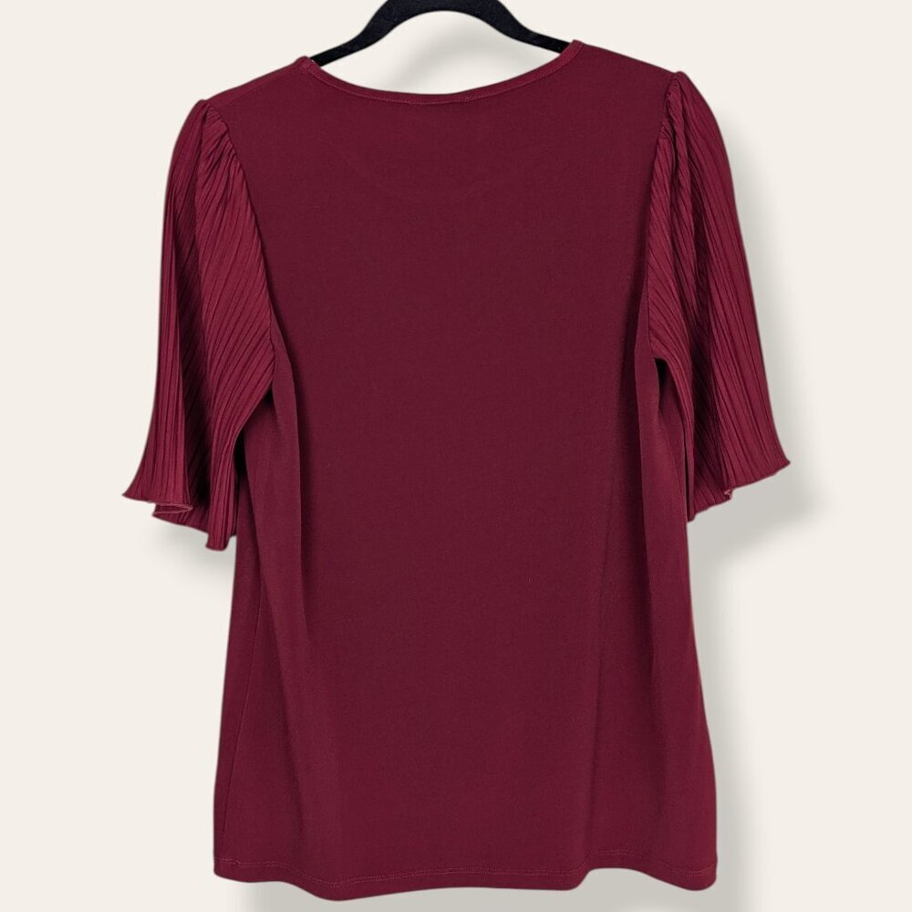 🍁Mr. Max Red Bell Sleeve Top - Picture 6 of 8